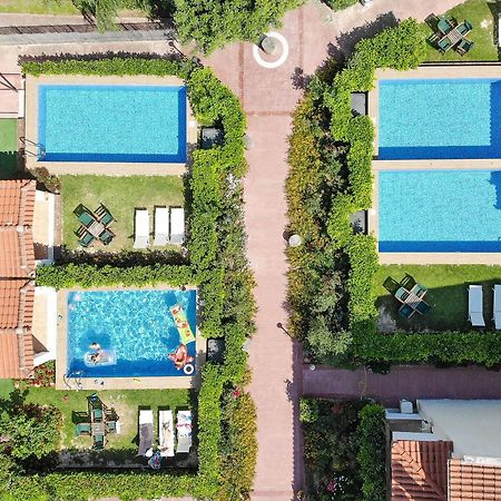Corinthian Village Врахати Экстерьер фото